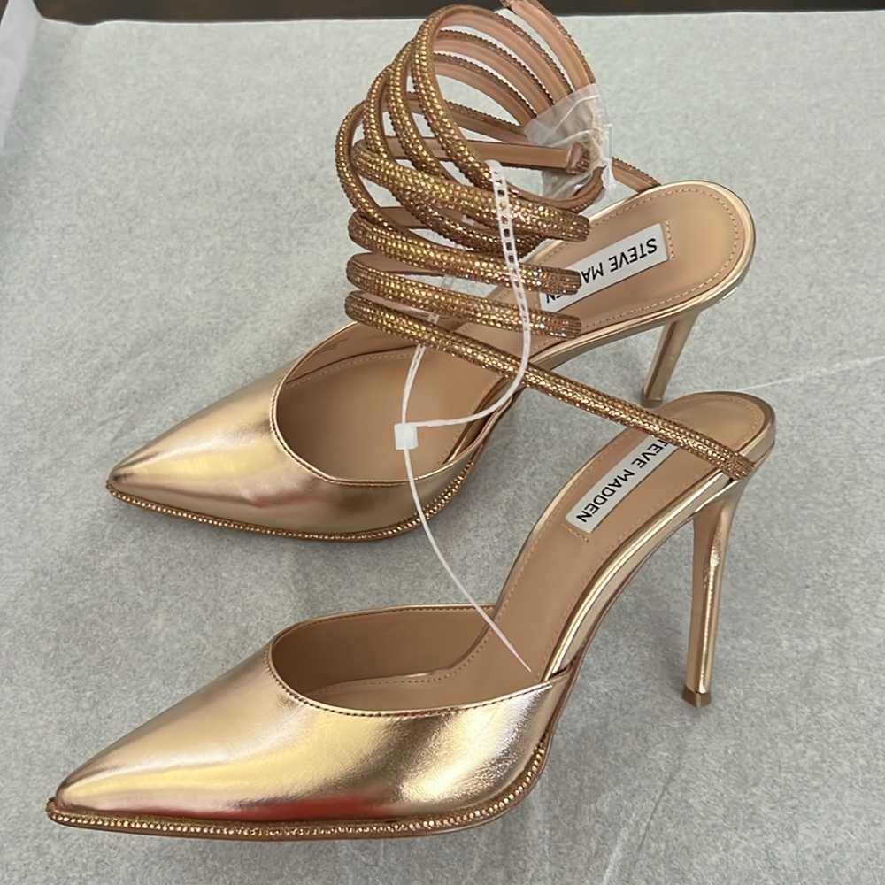 Steve Madden Emerson Metallic Rhinestone Dress Pumps - Picture 10 of 11